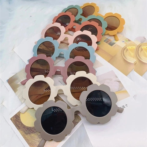 Sunglasses Matte or Shine  Retro Daisy